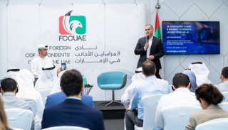  الخبير في مكافحة الإرهاب ويليام بالديت أثناء الجلسة