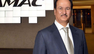 حسين سجواني رجل أعمال إماراتي