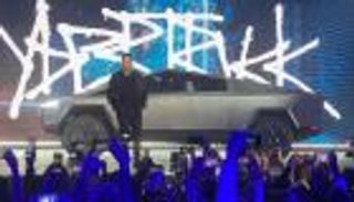 سايبر ترك.. شاحنة إيلون ماسك "المحرجة" تواصل مفاجآتها