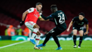 فرانكفورت يحرج إيمري بإسقاط أرسنال في سلسلة سلبية