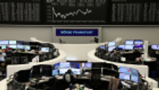 رغم تجدد المخاوف.. الأسهم الأوروبية تحقق مكاسب أسبوعية قياسية