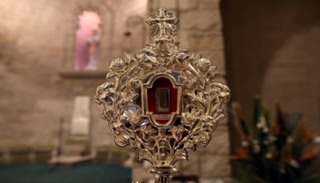  عرض قطعة من مزود السيد المسيح بالقدس 