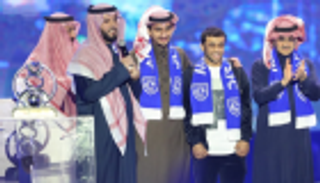جماهير الهلال تحتفل بدوري الأبطال على أنغام فنان العرب والمهندس