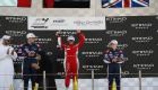 الإماراتية آمنة القبيسي تفوز بالسباق الأول لبطولة فورمولا 4 الإمارات