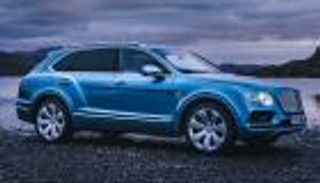 أفخم سيارة عائلية في العالم.. بينتلي تطرح طراز Bentayga بسبعة مقاعد