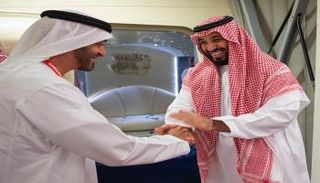 الشيخ محمد بن زايد آل نهيان يودع الأمير محمد بن سلمان