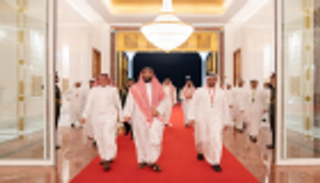 محمد بن زايد يودع محمد بن سلمان في ختام زيارته للإمارات