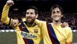 ميسي يحقق نبوءة الأسطورة كرويف بعد 7 سنوات