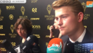 دي ليخت يكشف لـ"العين الرياضية" عن أكثر 3 لاعبين تأثيرا في مسيرته