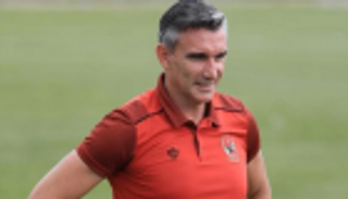 رسميا.. كارتيرون يخلف ميتشو في قيادة الزمالك