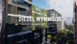 قميص بـ5 ملايين يورو.. ومنزل أحلامك هدية