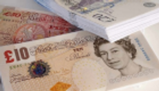 الإسترليني يسجل أعلى مستوى في 7 أشهر