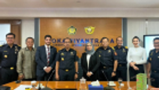 "الجمارك العالمية" الإماراتية تعزز التبادل التجاري مع إندونيسيا