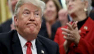 "النواب الأمريكي" يبدأ الأربعاء ثاني جلسات تحقيق عزل ترامب