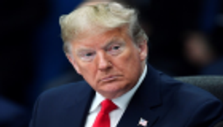 ترامب عن تقرير "عزله": مزحة لا جدوى منها