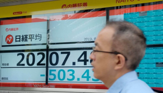 مخاوف الحرب التجارية تهبط بالمؤشر نيكي 