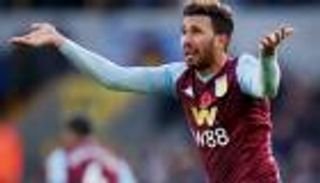 نجم جزائري يقترب من مزاحمة تريزيجيه في أستون فيلا