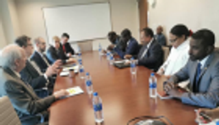 حمدوك من واشنطن: عهد الإخوان انتهى والسودانيون انتصروا