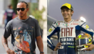 هاميلتون يبدل سيارة مرسيدس بدراجة الأسطورة روسي