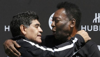 مارادونا وبيليه