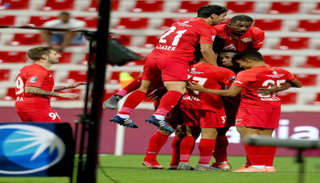 فرحة لاعبي شباب الأهلي