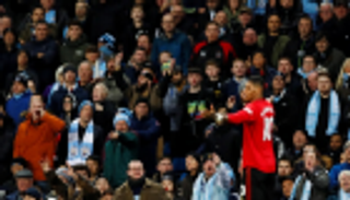 مانشستر سيتي يلاحق العنصريين ويتوعدهم بعقوبة صارمة