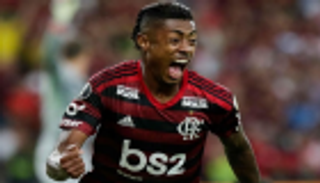 مهاجم فلامنجو يرفض ترشيح ليفربول للقب مونديال الأندية