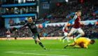 ليستر سيتي يواصل انتصاراته بفوز تاريخي أمام أستون فيلا