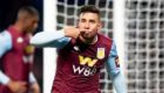 بيدرو يهدد مقعد تريزيجيه في أستون فيلا