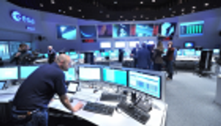 مهمة أوروبية لتنظيف الفضاء.. ومخاوف من سقوط النفايات على الأرض