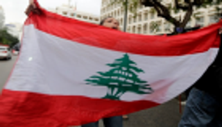 دعوات للإضراب بلبنان وهيئة تنسيق الثورة ترفض قطع الطرقات