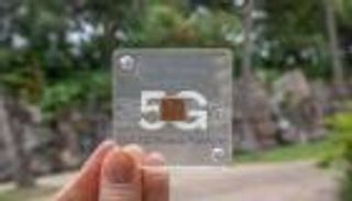 سامسونج تغزو الأسواق بأول هاتف مدمج ذاتيا