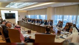 مباحثات عالمية لتعزيز تنافسية دبي