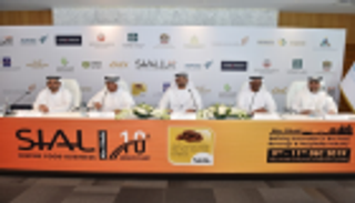 الإمارات ترسخ موقعها على الخارطة الدولية لتجارة المواد الغذائية