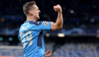 ميليك يسجل هاتريك تاريخيا لنابولي في دوري أبطال أوروبا