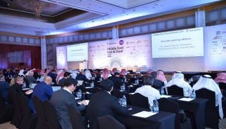 جانب من مؤتمر "الشرق الأوسط للحديد" بدبي