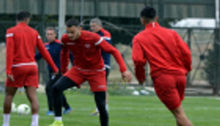 لاعبو النجم التونسي يعلقون "إضراب المكافآت"