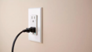 "منفذ كهرباء ذكي" بسعر 79 دولارا