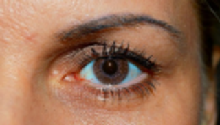 حيلة النجمات لإخفاء آثار إجهاد العيون 