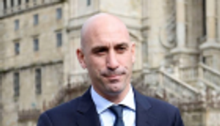 الاتحاد الإسباني يزيد الغموض حول موعد الكلاسيكو