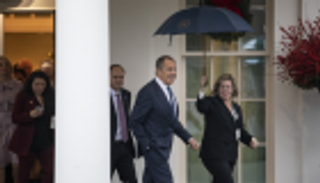 ترامب يحذر روسيا من مغبة التدخل في الانتخابات الأمريكية