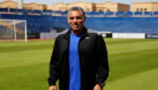حمادة صدقي ينتصر في سباق المصريين على تدريب الهلال السوداني