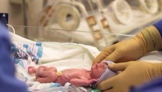 تجميد الأجنة يضاعف خطر إصابة أطفال الأنابيب بالسرطان - صورة أرشيفية