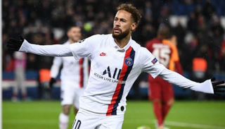 نيمار مهاجم باريس سان جيرمان