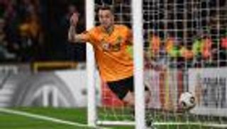 مهاجم ولفرهامبتون يخطف الأضواء في الدوري الأوروبي بـ"هاتريك" تاريخي