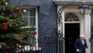 جونسون يتوجه إلى قصر باكنجهام ليطلب تشكيل حكومة جديدة