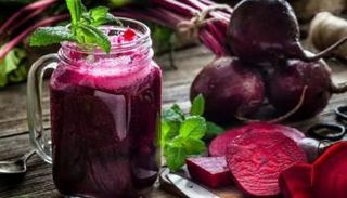 عصير البنجر من المشروبات التي تساعد على علاج فقر الدم