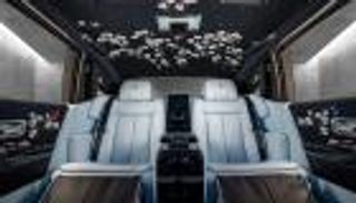 نسخة استثنائية من "فانتوم رولز رويس".. كأنك تجلس في حديقة