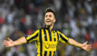 فيلانويفا يضع حدا لشائعات رحيله عن الاتحاد السعودي