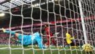 ملخصات البريمييرليج ترعب لاعب واتفورد من"كوبري" محمد صلاح